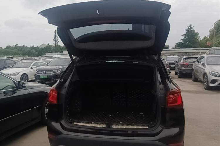 Used BMW X1 2016 sDrive18Li Fashion Model Trunk