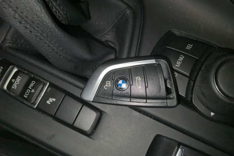 Used BMW X1 2016 sDrive18Li Premium Edition Vehicle Key
