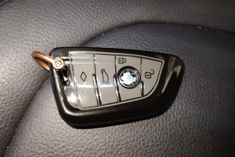 Used BMW X1 2016 sDrive18Li Premium Edition Vehicle Key