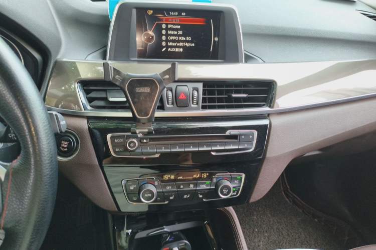 Used BMW X1 2016 sDrive20Li Luxury Model Audio And AC Panel