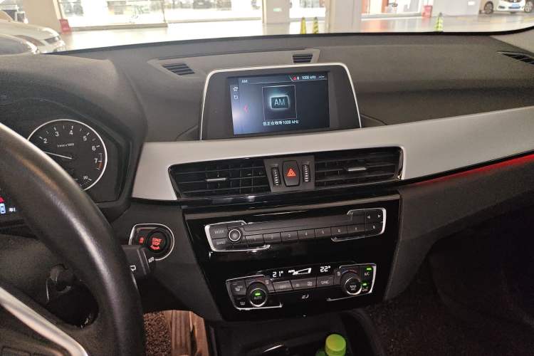 Used BMW X1 2016 sDrive18Li Fashion Model Audio And AC Panel