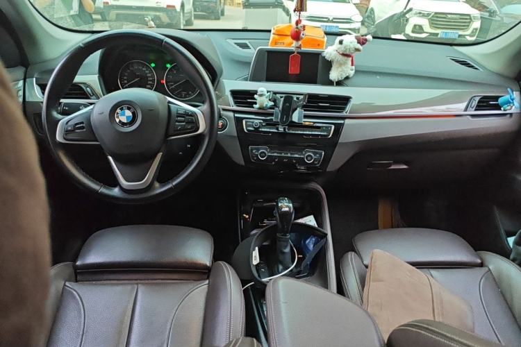 Used BMW X1 2016 sDrive18Li Luxury Model Center Console