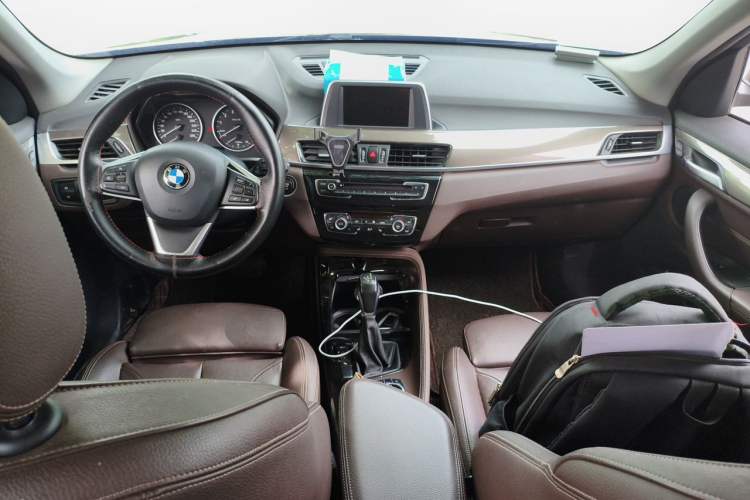 Used BMW X1 2016 sDrive20Li Luxury Model Center Console