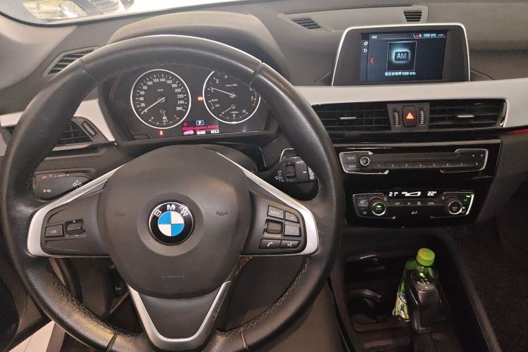 Used BMW X1 2016 sDrive18Li Fashion Model Center Console