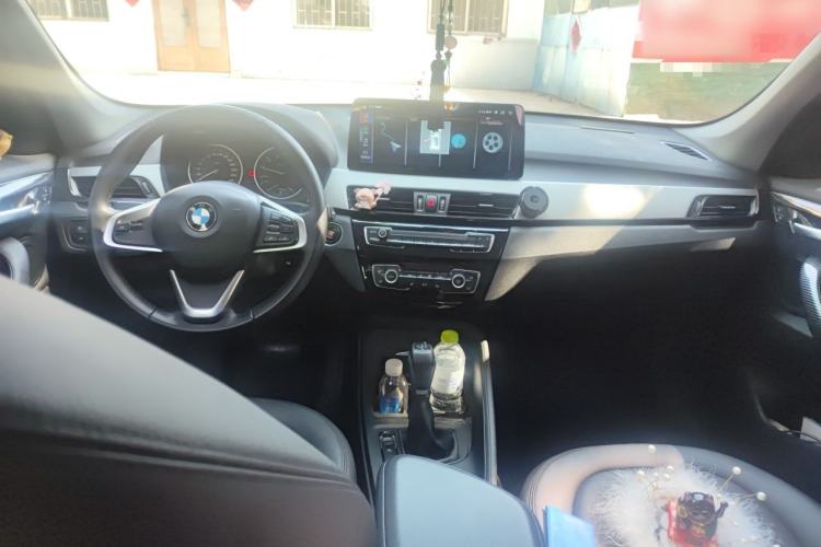 Used BMW X1 2016 sDrive18Li Premium Edition Center Console