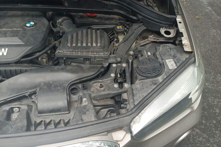 Used BMW X1 2016 sDrive18Li Fashion Model Engine Bay Left