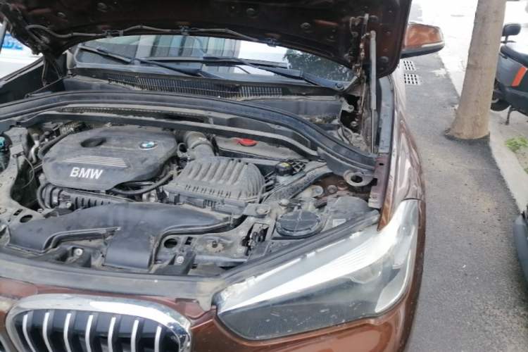 Used BMW X1 2016 sDrive18Li Fashion Model Engine Bay Left