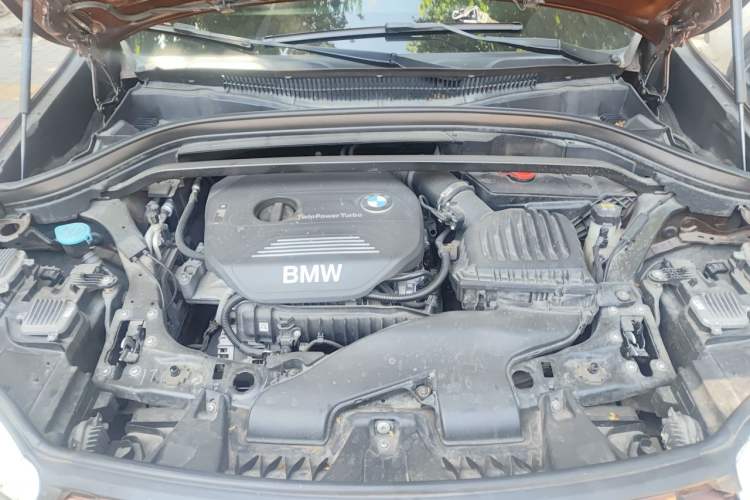 Used BMW X1 2016 sDrive18Li Premium Edition Engine Bay
