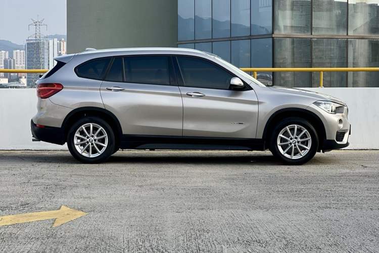 Used BMW X1 2016 sDrive18Li Fashion Model Exterior 5