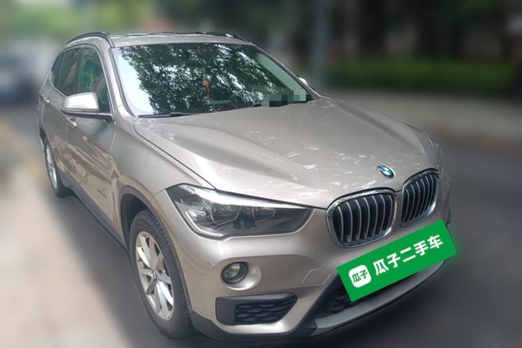 Used BMW X1 2016 sDrive18Li Fashion Model Front Right 45 Deg