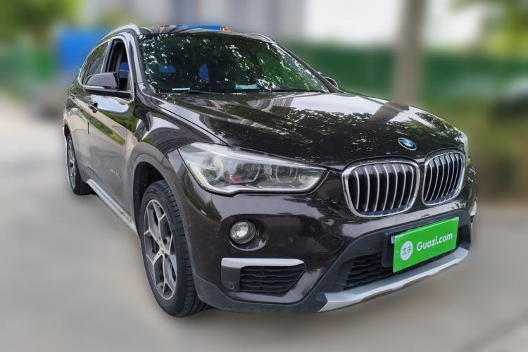 Used BMW X1 2016 sDrive20Li Luxury Model Front Right 45 Deg