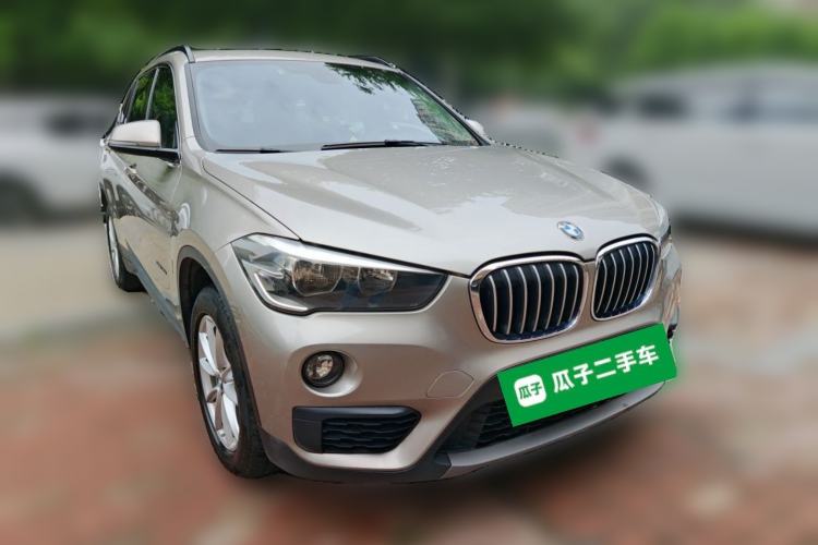 Used BMW X1 2016 sDrive18Li Fashion Model Front Right 45 Deg