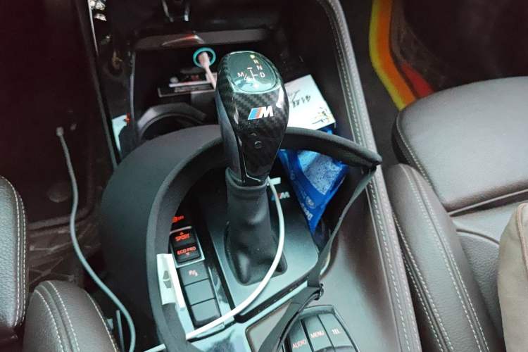 Used BMW X1 2016 sDrive18Li Luxury Model Gear Lever