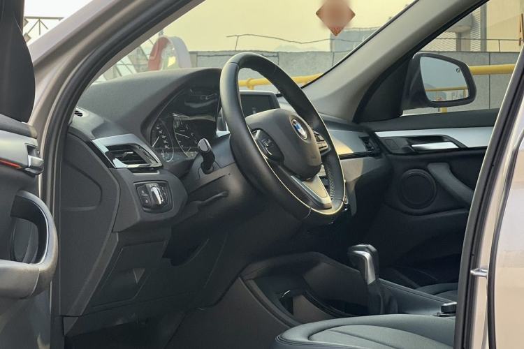 Used BMW X1 2016 sDrive18Li Fashion Model Interior 1