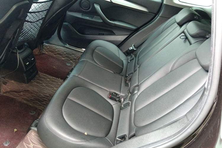 Used BMW X1 2016 sDrive18Li Fashion Model Left Rear Seat