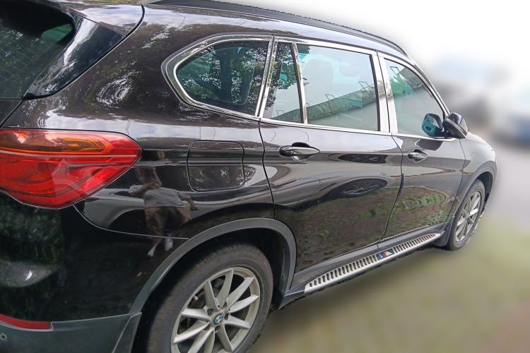 Used BMW X1 2016 sDrive18Li Fashion Model Rear Right 45 Deg