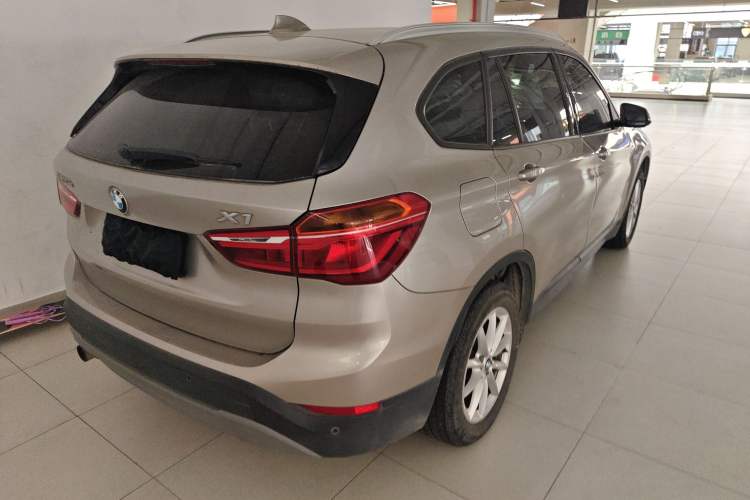Used BMW X1 2016 sDrive18Li Fashion Model Rear Right 45 Deg