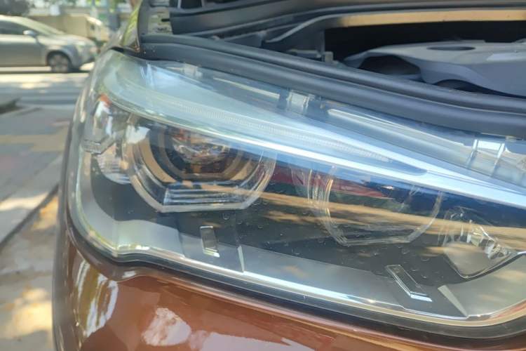 Used BMW X1 2016 sDrive18Li Premium Edition Right Front Headlight
