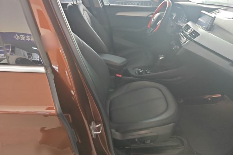 Used BMW X1 2016 sDrive18Li Premium Edition Right Front Seat
