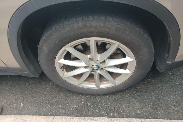 Used BMW X1 2016 sDrive18Li Fashion Model Right Front Wheel Hub