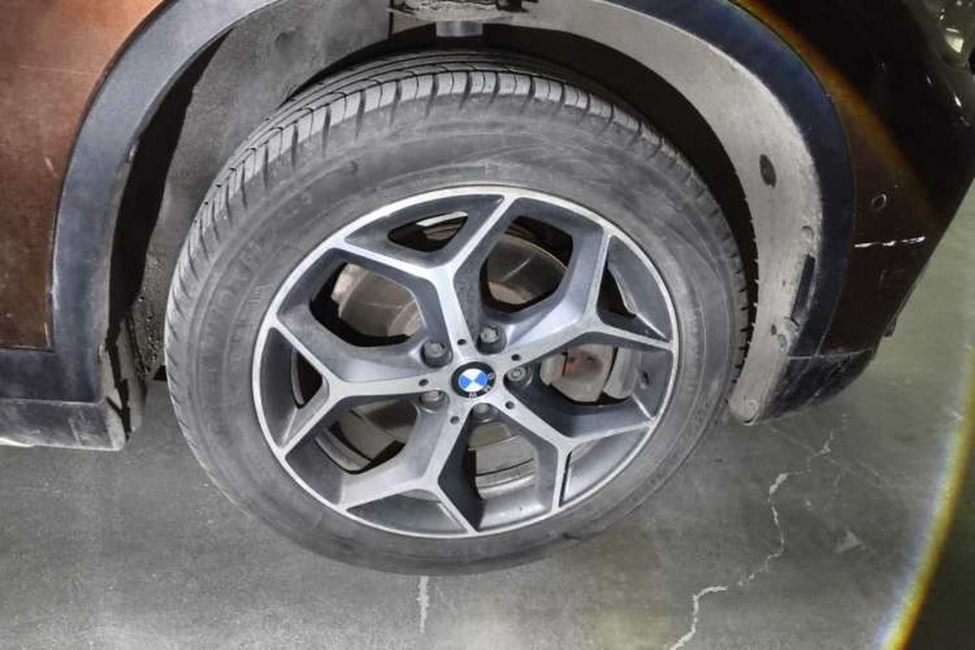 Used BMW X1 2016 xDrive20Li Luxury Model Right Front Wheel Hub