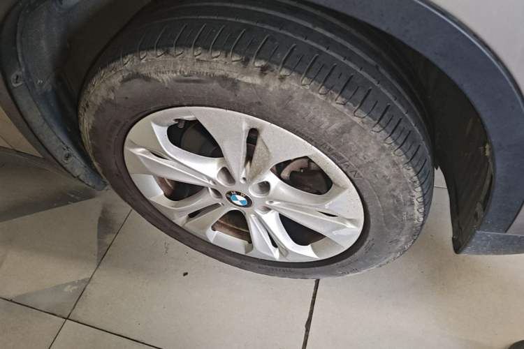 Used BMW X1 2016 sDrive18Li Premium Edition Right Front Wheel Hub