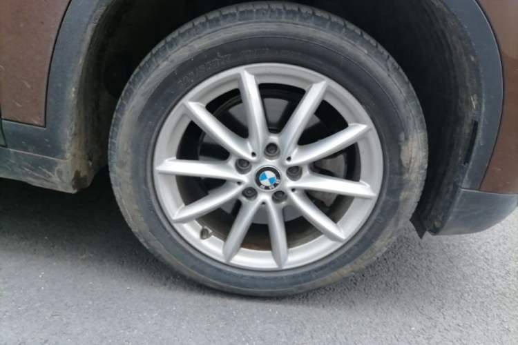 Used BMW X1 2016 sDrive18Li Fashion Model Right Front Wheel Hub