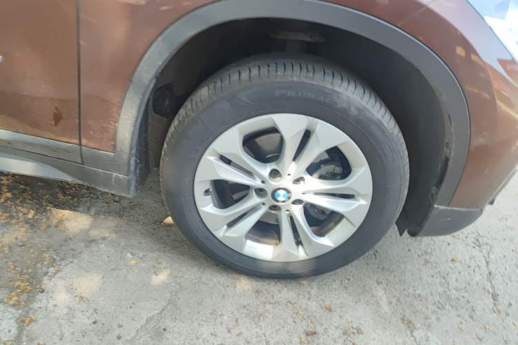 Used BMW X1 2016 sDrive18Li Premium Edition Right Front Wheel Hub