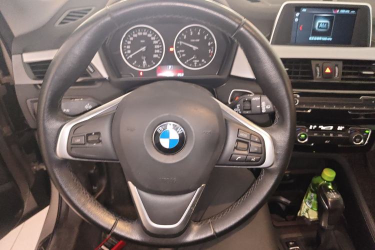 Used BMW X1 2016 sDrive18Li Fashion Model Steering Wheel