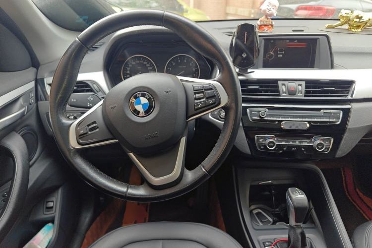 Used BMW X1 2016 sDrive18Li Premium Edition Steering Wheel