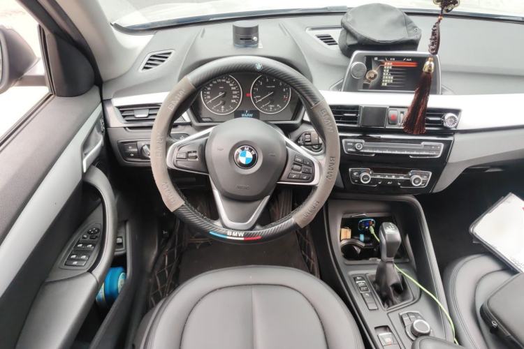 Used BMW X1 2016 sDrive18Li Premium Edition Steering Wheel