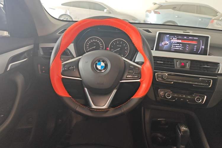 Used BMW X1 2016 sDrive18Li Premium Edition Steering Wheel