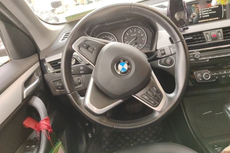 Used BMW X1 2016 sDrive18Li Premium Edition Steering Wheel