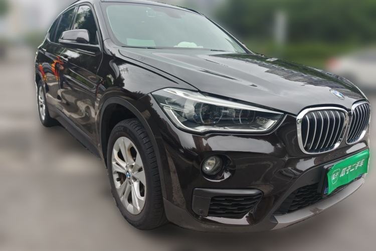 Used BMW X1 2016 sDrive18Li Premium Edition Front Right 45 Deg