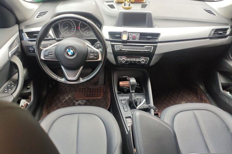 Used BMW X1 2016 sDrive18Li Premium Edition Center Console