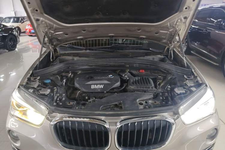 Used BMW X1 2016 sDrive18Li Luxury Model Engine Bay
