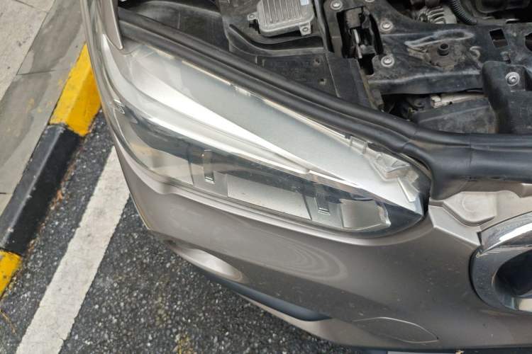 Used BMW X1 2016 sDrive18Li Premium Edition Right Front Headlight
