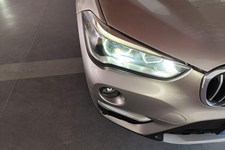 Used BMW X1 2016 sDrive20Li Luxury Model Right Front Headlight