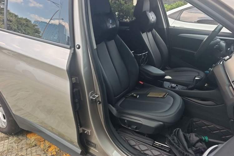 Used BMW X1 2016 sDrive18Li Premium Edition Right Front Seat