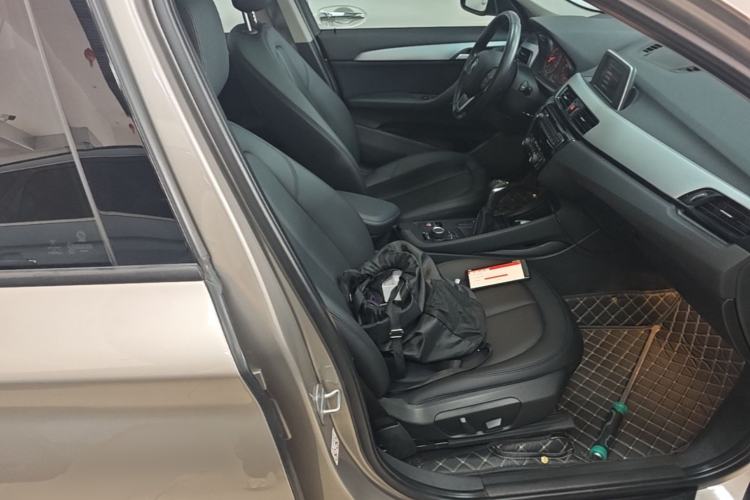 Used BMW X1 2016 sDrive18Li Fashion Model Right Front Seat