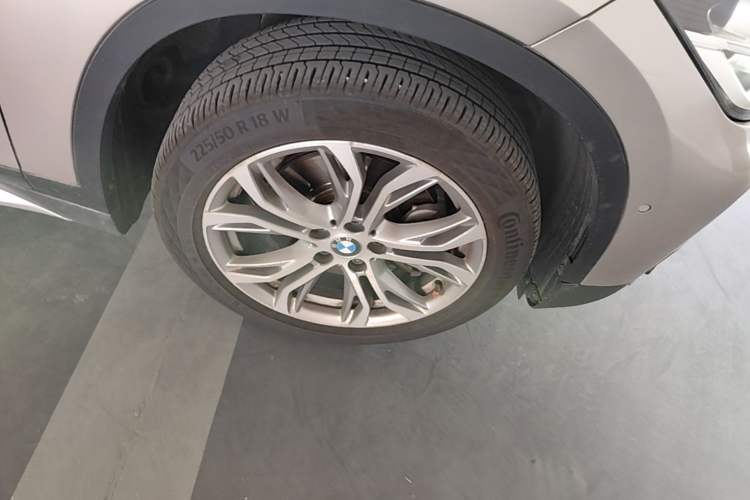 Used BMW X1 2016 sDrive20Li Luxury Model Right Front Wheel Hub
