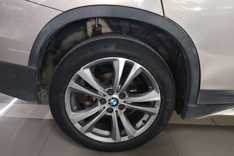 Used BMW X1 2016 sDrive18Li Luxury Model Right Rear Wheel Hub