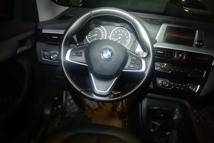 Used BMW X1 2016 sDrive18Li Premium Edition Steering Wheel