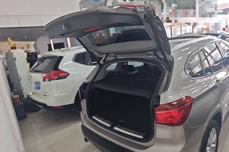 Used BMW X1 2016 sDrive18Li Fashion Model Trunk