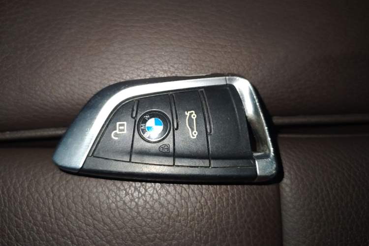 Used BMW X1 2016 sDrive18Li Luxury Model Vehicle Key
