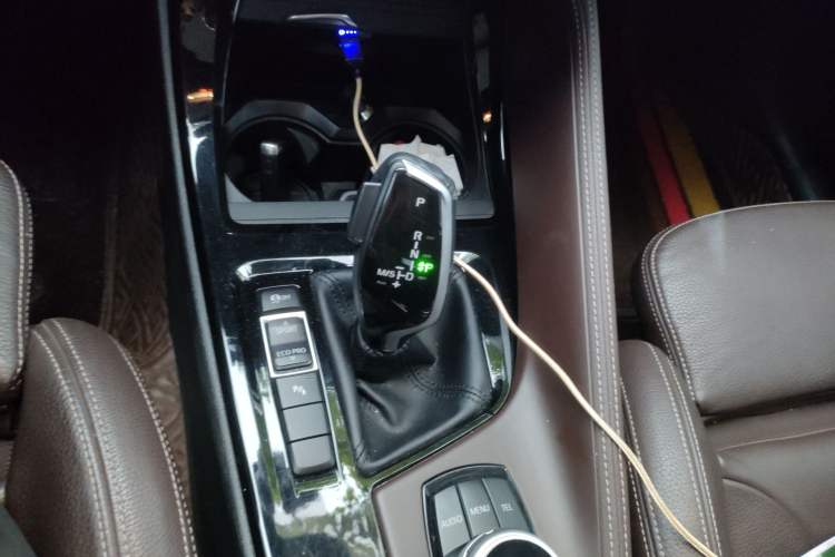 Used BMW X1 2016 sDrive18Li Luxury Model Gear Lever