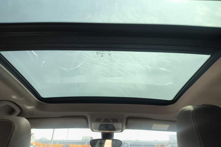 Used BMW X1 2016 sDrive20Li Luxury Model Headliner