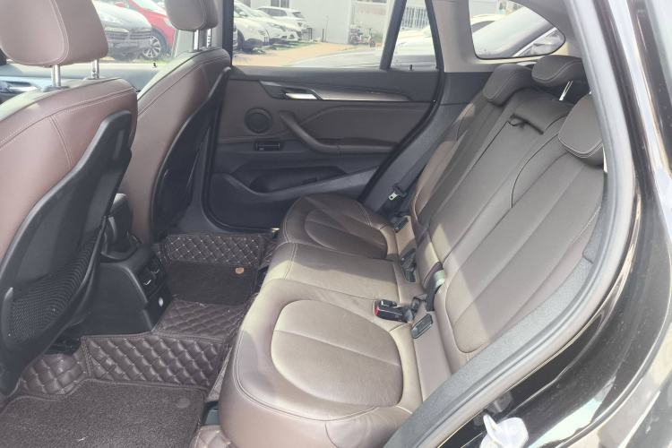 Used BMW X1 2016 sDrive20Li Luxury Model Interior 4