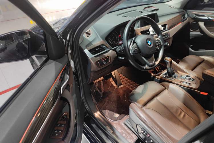 Used BMW X1 2016 sDrive20Li Luxury Model Interior 4