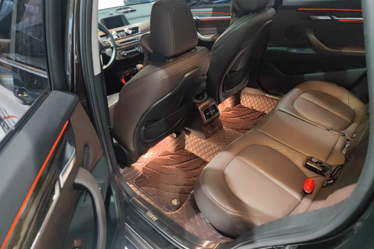 Used BMW X1 2016 sDrive20Li Luxury Model Interior 5